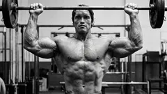 Kako postići V-oblik: vježbe za ramena i gornji dio leđa (i što učiniti kad vas boli rame)