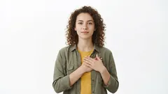  Prema psihologiji, oni koji su uvijek ljubazni prema svima često skrivaju duboko emocionalno iscrpljenje koje rijetki primijete.