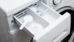 o Za čišćenje perilice rublja: Stavite 75 g u pretinac za deterdžent – prljavština i plijesan izaći će u obliku crnih pahuljica.