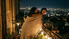 Dugoročni odnosi u svakodnevnom životu: 7 principa koji pomažu održati ljubav živom čak i nakon mnogo godina